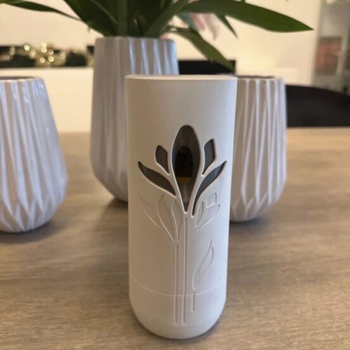 Airwick electric device like new, white color