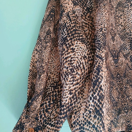 Top brown leopard size large new with front tie and sleeves