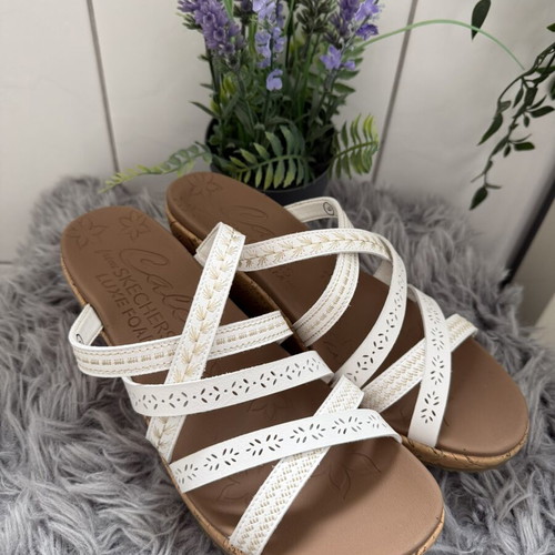 Skechers cushion sole sandals with leather straps