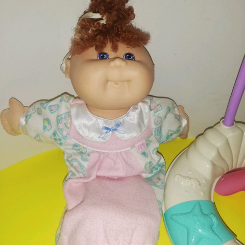 Cabbage Patch Kids pack used