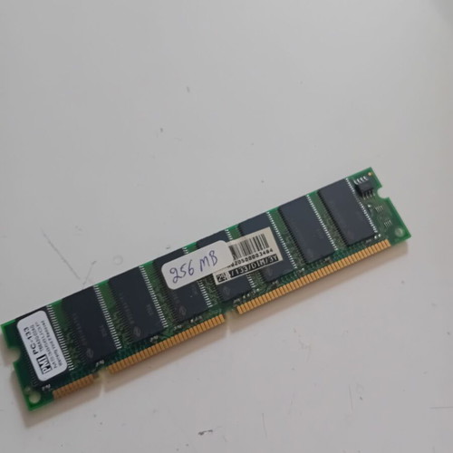 SDRAM memory 256MB used, PC133, ECC support