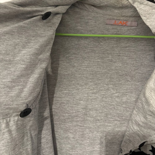 Lak outerwear size M like new, grey and black