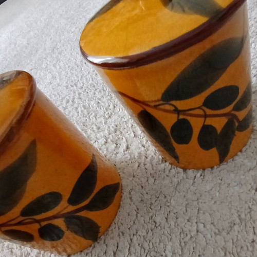 Vintage ceramic jars set of 3 with lid olive design like new