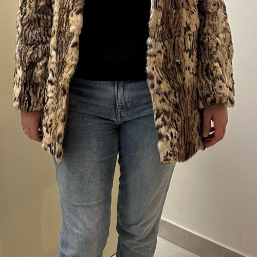 Natural fur like new, genuine from Kastoria, elegant and fitted