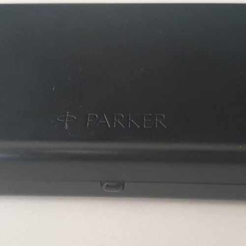 Parker Sonnet Cascade Silver GT Fountain Pen 18k Fine Nib like new