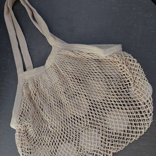 Net bag with large white iridescent sequins, like new, beige shoulder