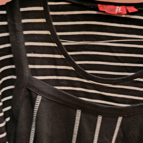 Long-sleeve shirt used, size S, black and white