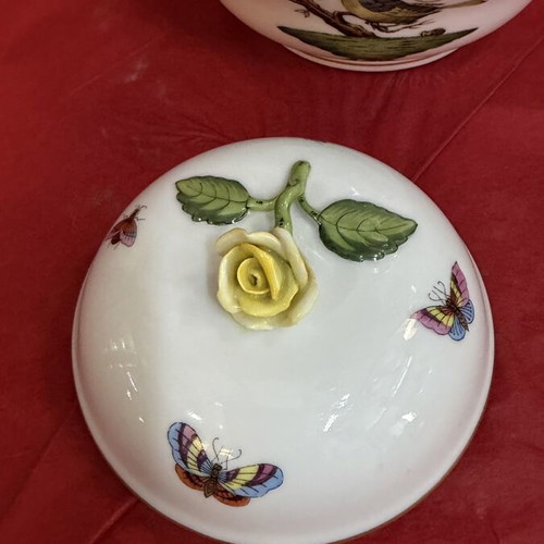 Herend vase 17 cm high like new