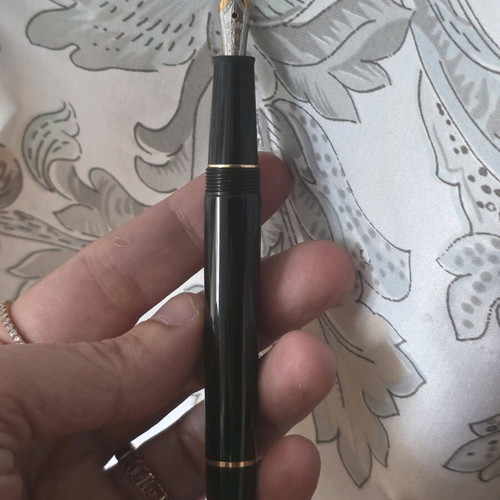 Montblanc Meisterstück 145 Chopin fountain pen like new with 14K gold nib