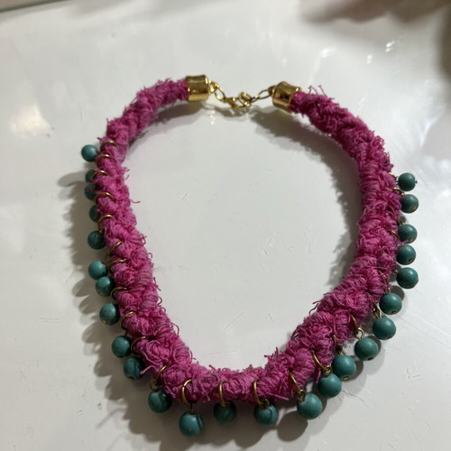 Handmade necklace like new, pink and green