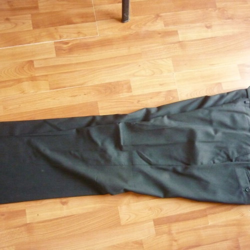 Reporter men's suit black-gray No 50 100% wool like new