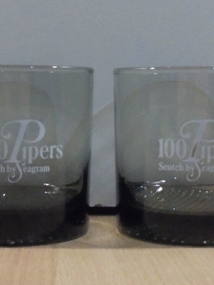 100 Piper's Scotch Whisky two promotional lowball glasses like new