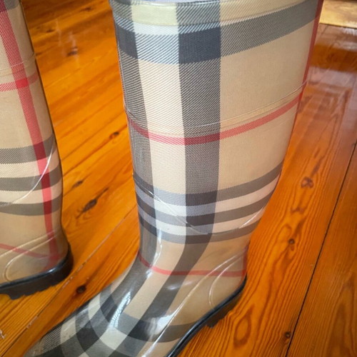 Burberry boots used, size 39, beige