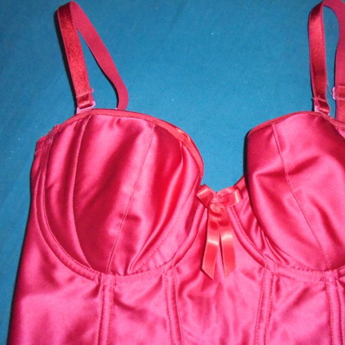 Filis red satin corset with garters, size 70C