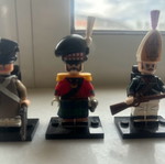 Figures excellent condition