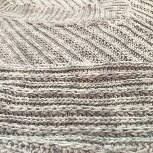 Pullover new with deep V, gray