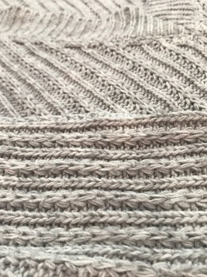Pullover new with deep V, gray