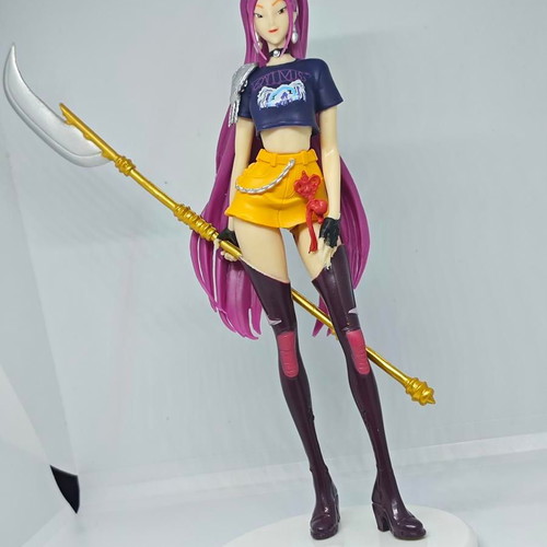 K-pop Demon Hunter collectible figure like new, 18cm