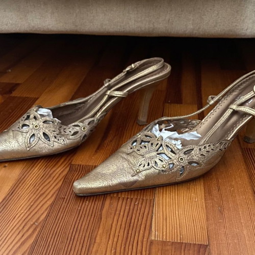 Lodi leather heels used with strap size 39 gold