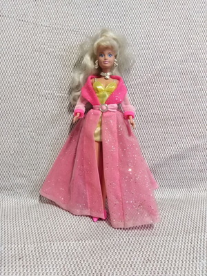 Vintage Hasbro Sindy Doll 1994 I Love Glitter Nails with Original Outfit