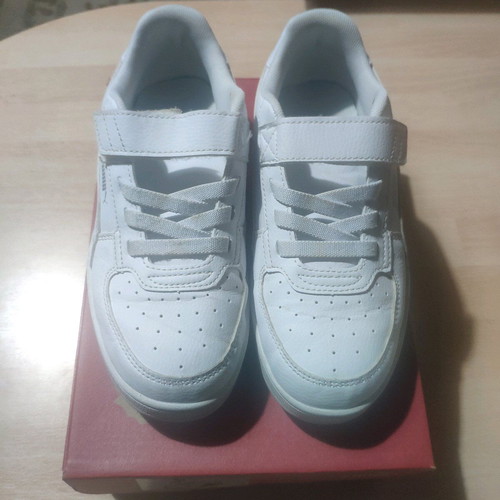 Puma Caven 2.0 kids shoes like new, white, size 35