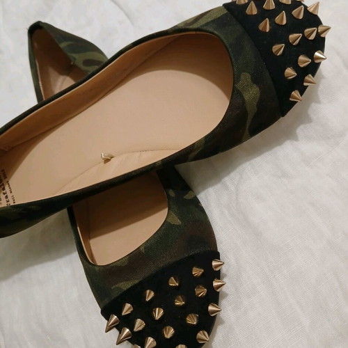Zara ballerinas with gold studs, size 37, camouflage