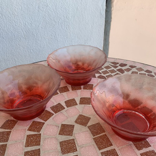 Glass bowls used, set of 3 for ice cream