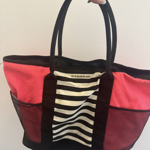 Victoria Secret beach-gym bag used, pink and black striped design