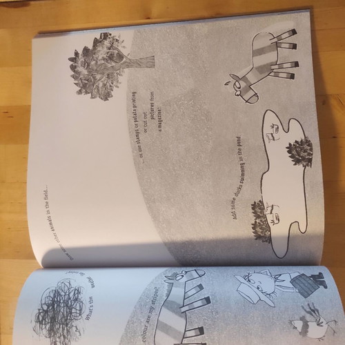 Charlie and Lola My Doodling and Colouring-In Book like new, English