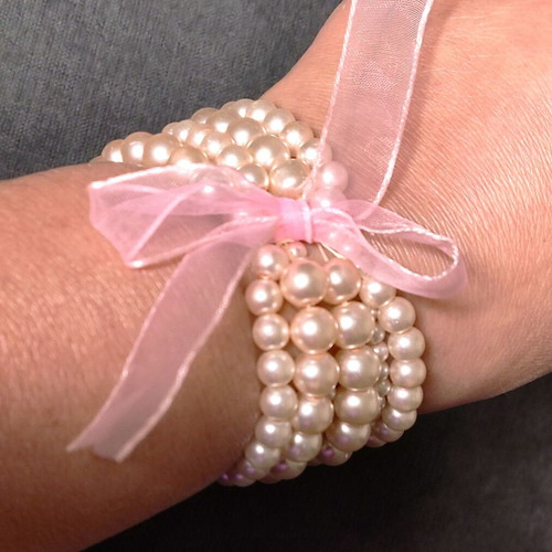 Bracelet 6 rows with pink pearls and organza ribbon like new