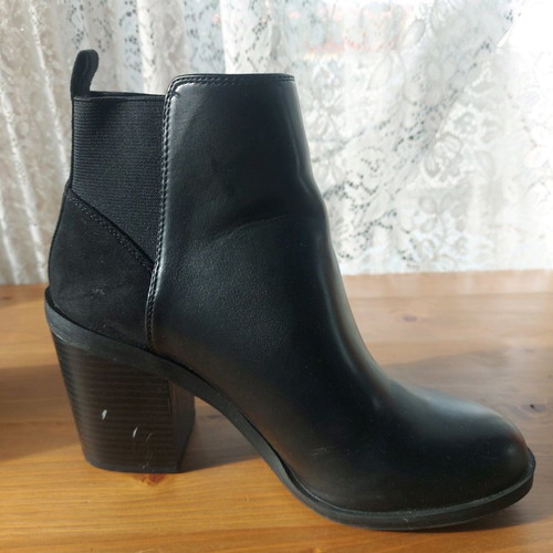 Black ankle boots with heel new, size 37 from Bershka