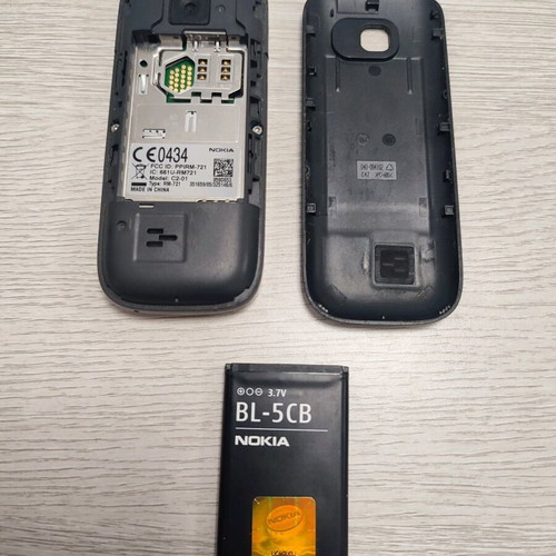 Nokia C2-01 Vintage Retro Button Phone new, black