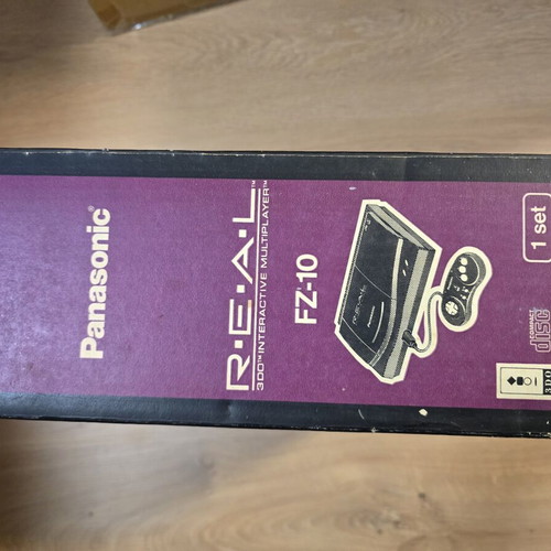 Panasonic 3DO FZ-10 Ntsc-j console used with 3 games