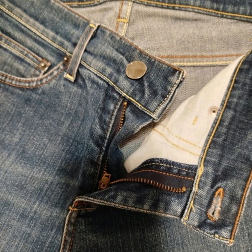 Sarah Lawrence women's blue jeans like new, size S