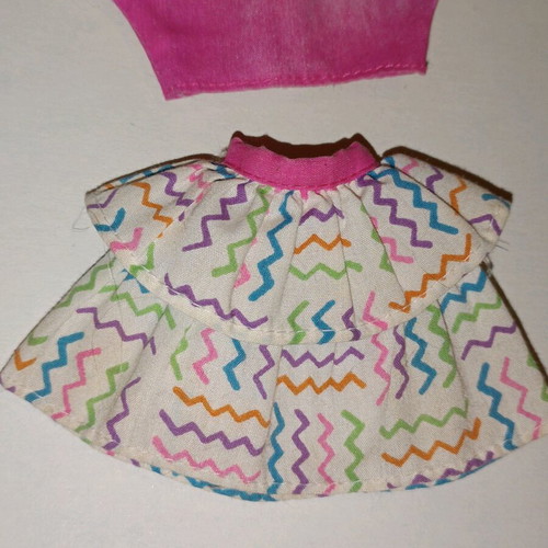 Barbie Easy Living Fashion clothing set used, blouse and skirt