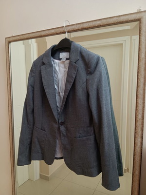 H&M gray jacket size S-M like new