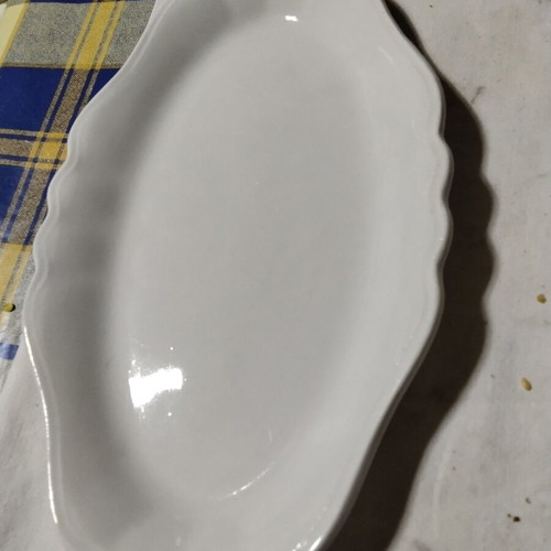 Vintage porcelain plates set of 4 and 2 cheese dishes like new