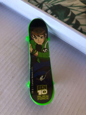 Ben10 Skateboard like new