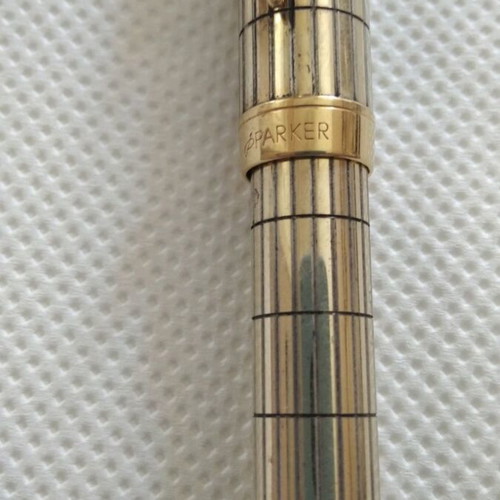 Parker Sonnet pen 18k like new