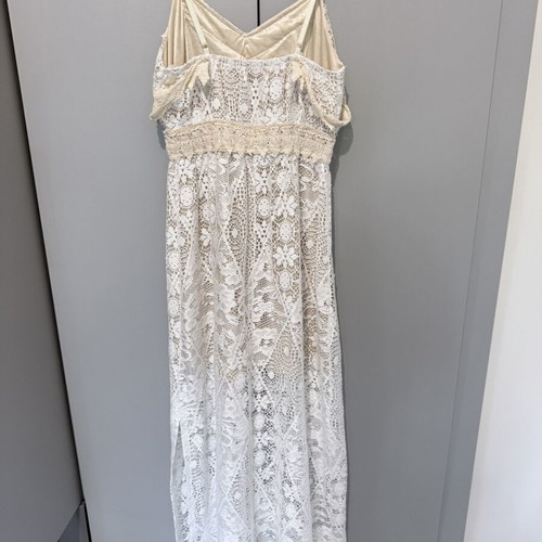 Γυναικείο φόρεμα Lipsy London boho σαν καινούργιο λευκό με μπεζ και κεντήματα