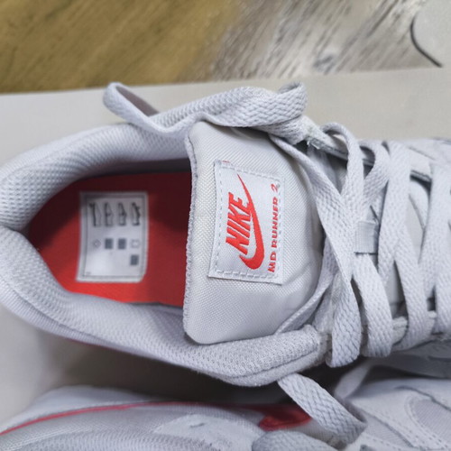 Nike athletic shoes like new, size 38