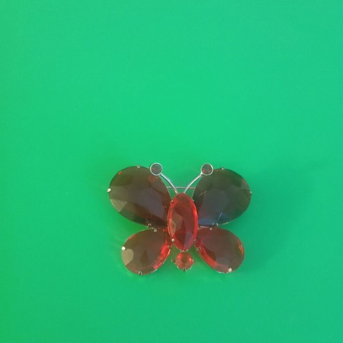 Vintage pin used 5cm 4cm