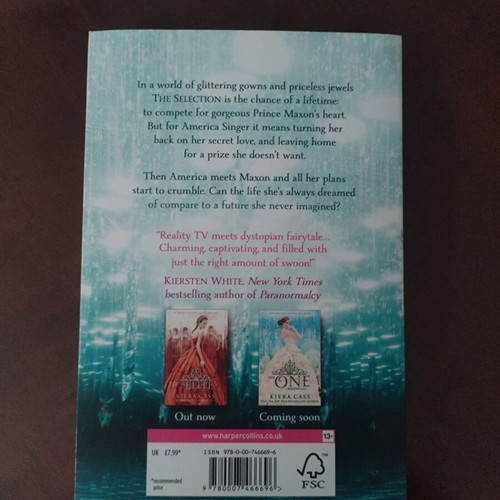 The Selection by Kiera Cass book like new, English