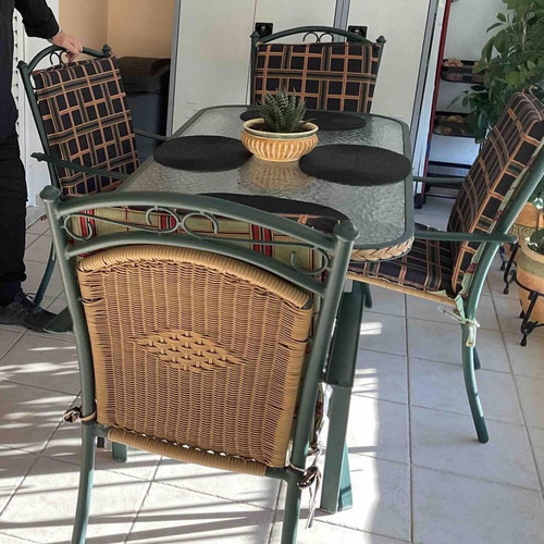 Rattan Wicker outdoor dining set with 4 chairs