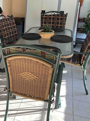 Rattan Wicker outdoor dining set with 4 chairs