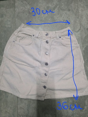 White denim skirt Benetton like new, size S