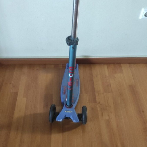 Micro scooter with adjustable height, blue