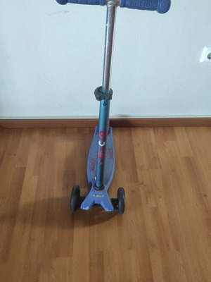 Micro scooter with adjustable height, blue