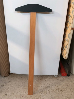 Taf with double ledge design 80cm like new