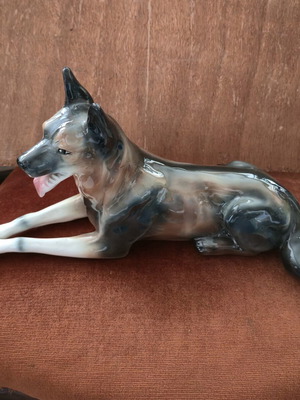 Ceramic dog like new